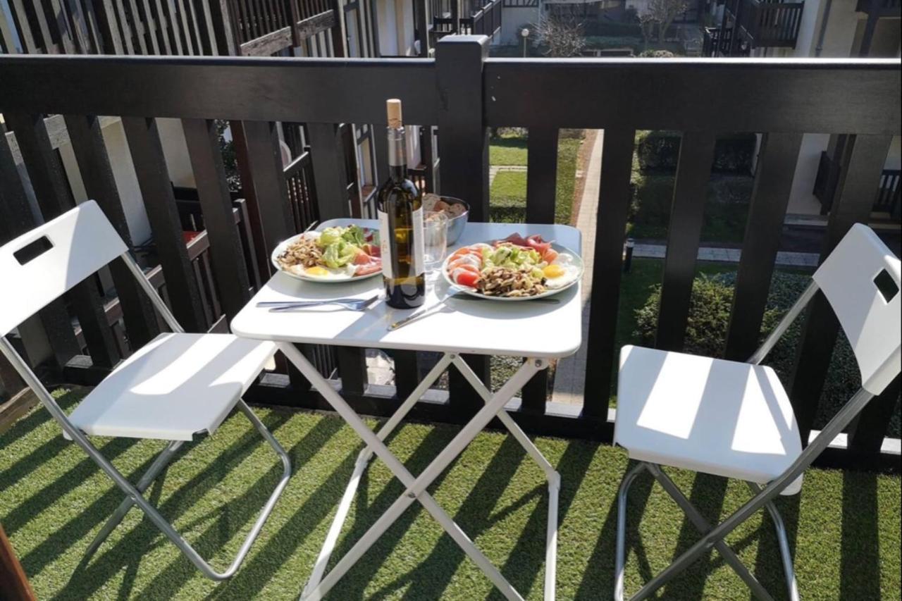 Apt With Balcony At 350 M From The Beach Cabourg Εξωτερικό φωτογραφία